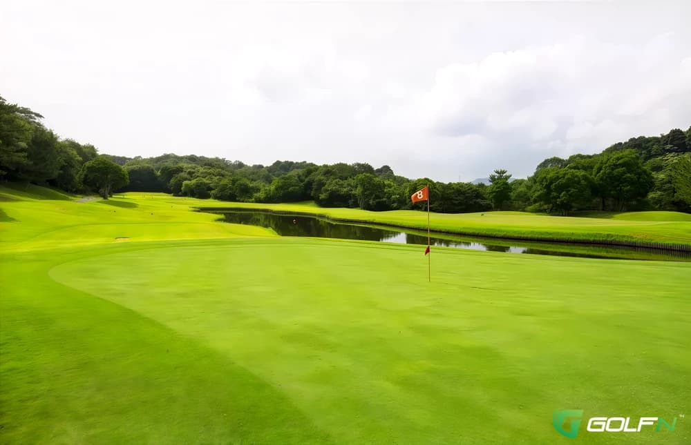 Mountain-Lassa Golf Club in Dong-myeon, Chungcheongbugdo β 9-hole golf course