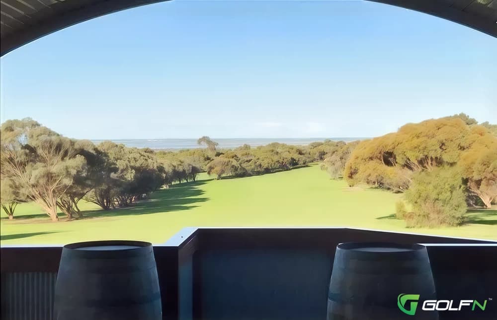 Warooka Golf Club in Warooka, South Australia — public, 18-hole golf course
