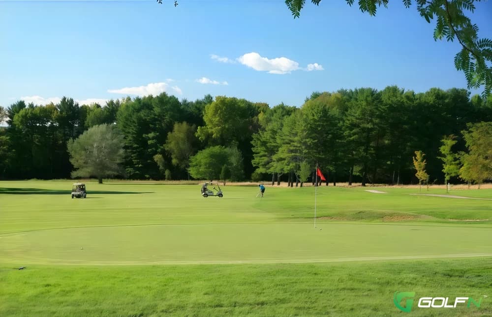Green- Kingswood Golf Club in Wolfeboro, New Hampshire — semi-private, 18-hole golf course, designed by Donald Ross (1926)