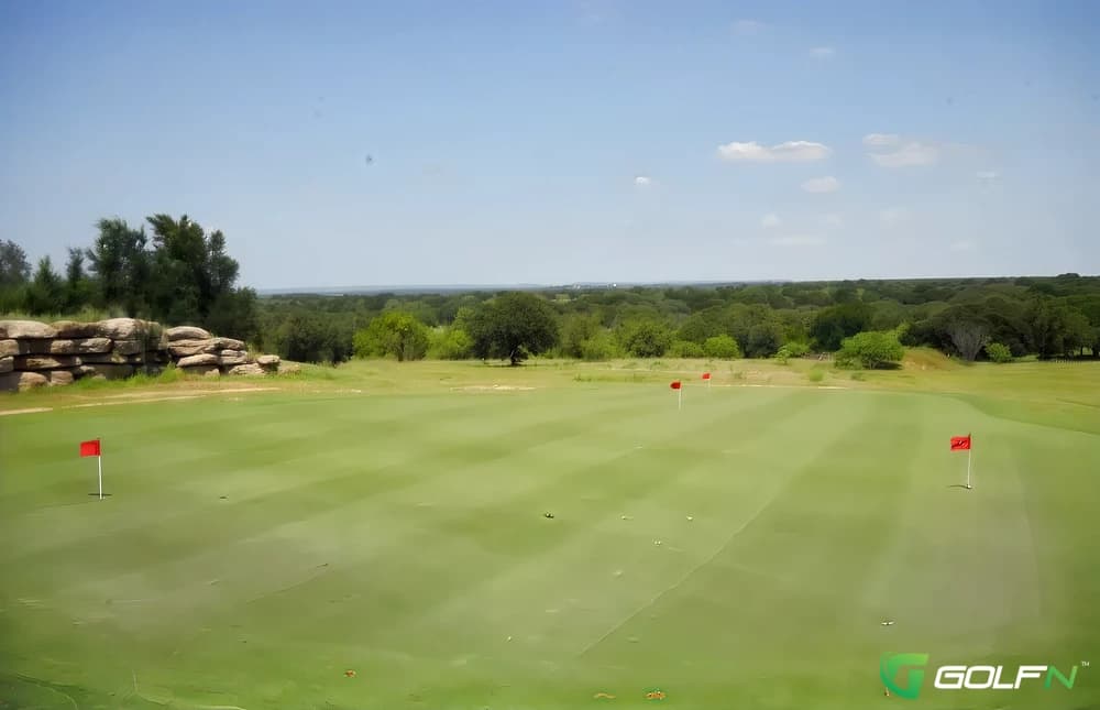 Hideout Golf Club in Brownwood, Texas — public, 18-hole golf course, designed by Bill Johnston (2008)