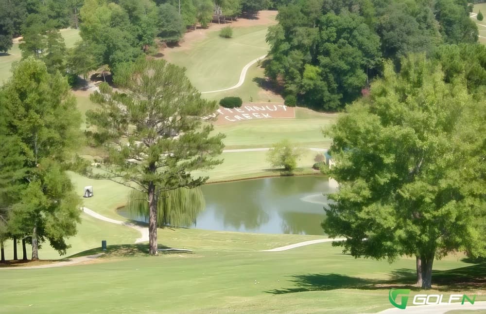 Butternut Creek Golf in Blairsville, Georgia — public, 18-hole golf course, designed by Bill Watts