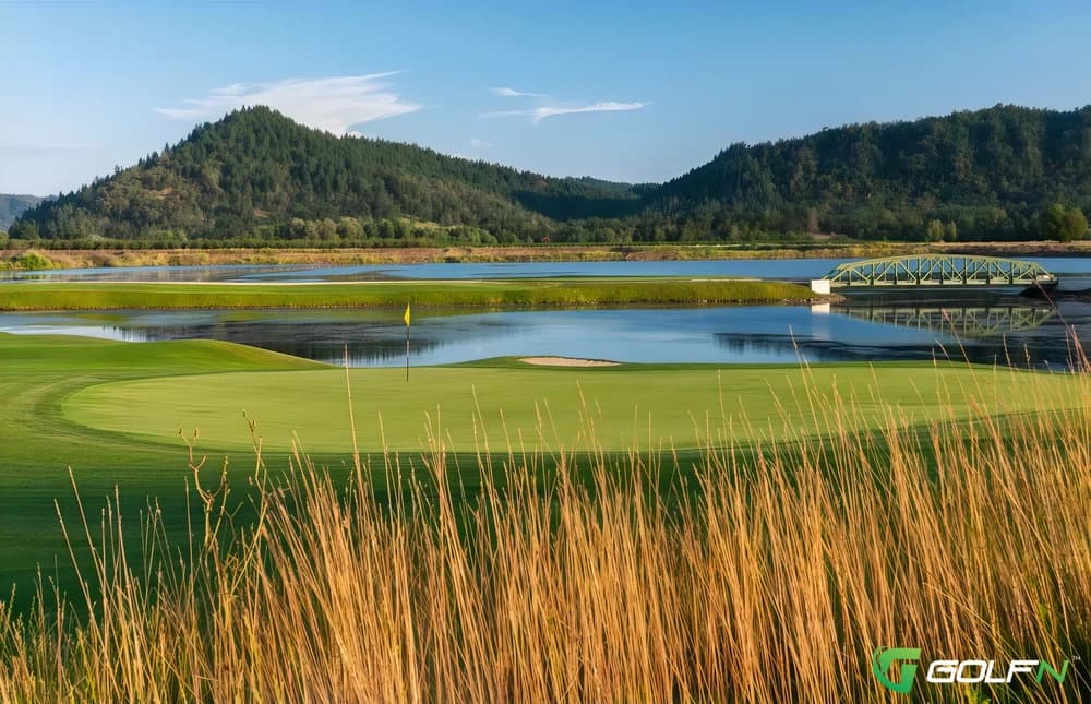 Bar Run Golf & Rv Resort in Roseburg, Oregon — 18-hole golf course, designed by Dan Hixson (2021)