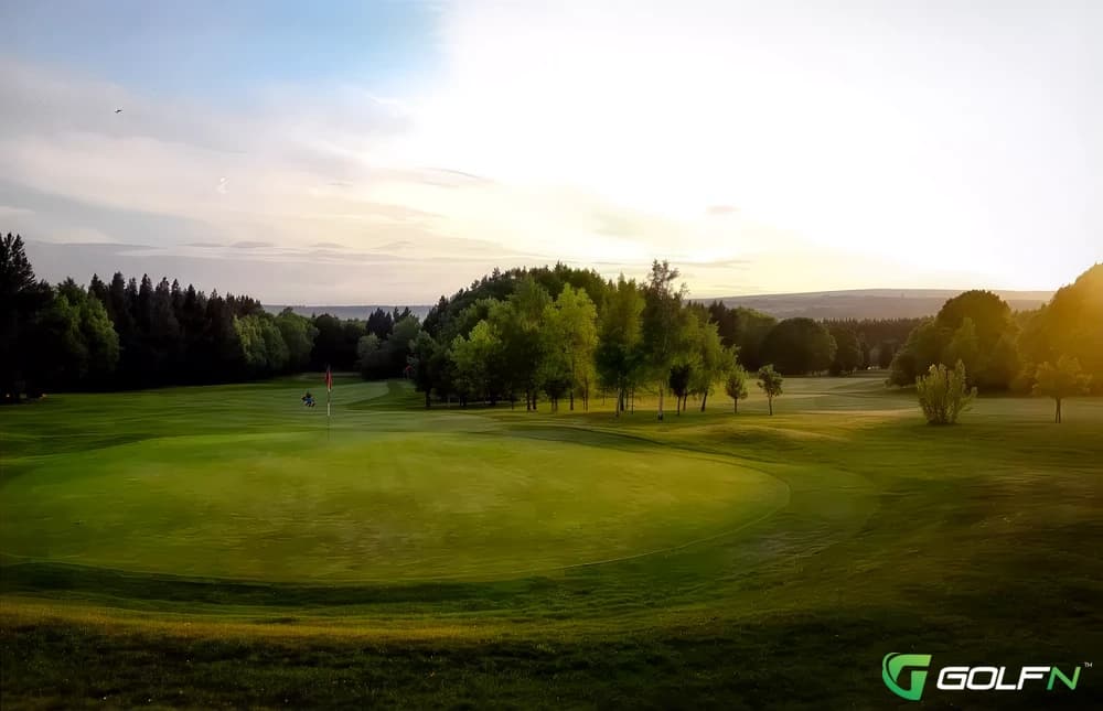 Hallowes Golf Club in Dronfield, England — semi-private, 18-hole golf course, designed by David Hemstock (2003)