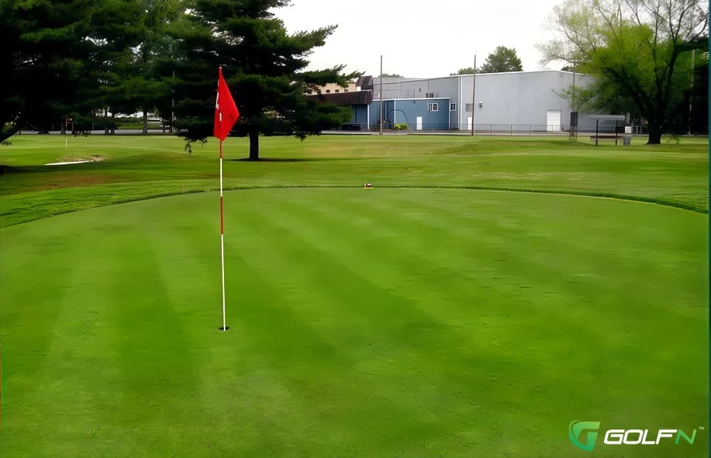 Vinces Sport Center Par 3 Golf Course in Newark, Delaware — public, 9-hole golf course