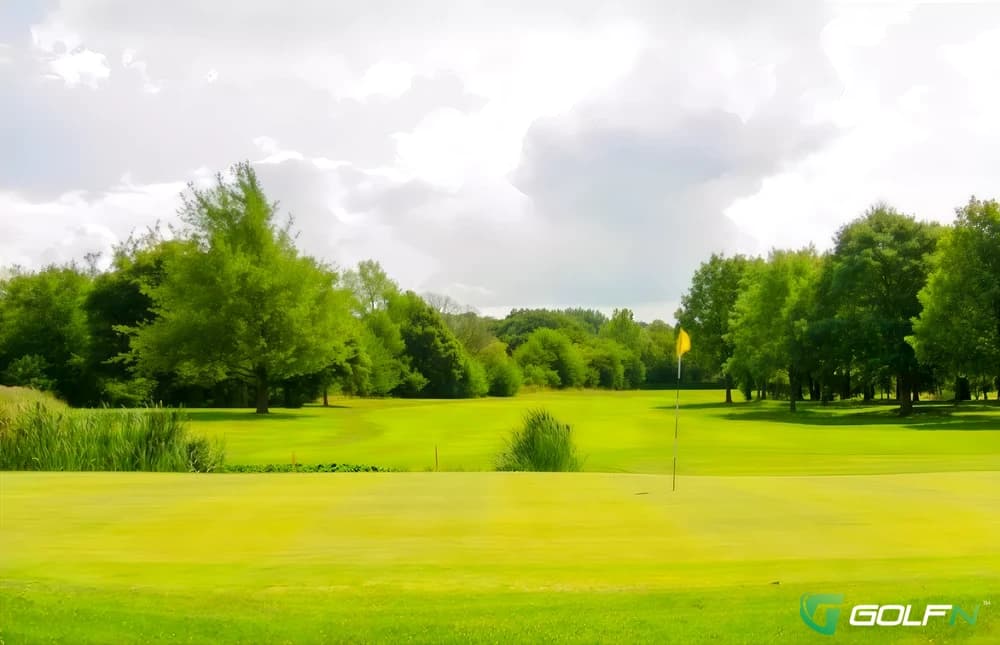 City Of Wakefield Golf Club in Wakefield, England — public, 18-hole golf course, designed by Alister MacKenzie (1912)