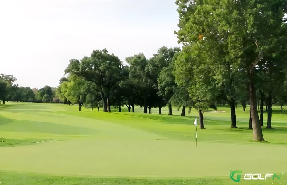 Beverly Country Club in Chicago, Illinois — private, 18-hole golf course, designed by Donald Ross (1919)