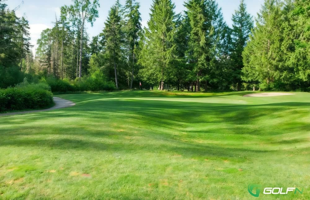 Brigadoon Golf Course in Parksville, British Columbia — public, 9-hole golf course