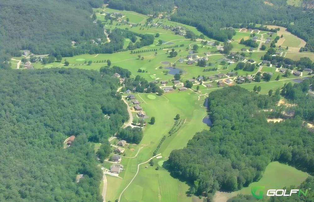 White Plains Golf Course in White Plains, Maryland — public, 18-hole golf course, designed by Porter Gibson