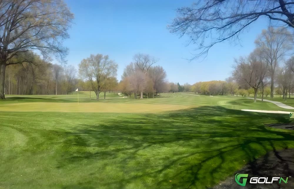 Manor - Bramshaw Golf Club in Hampshire, England — semi-private, 18-hole golf course, designed by Donald Ross (1923)