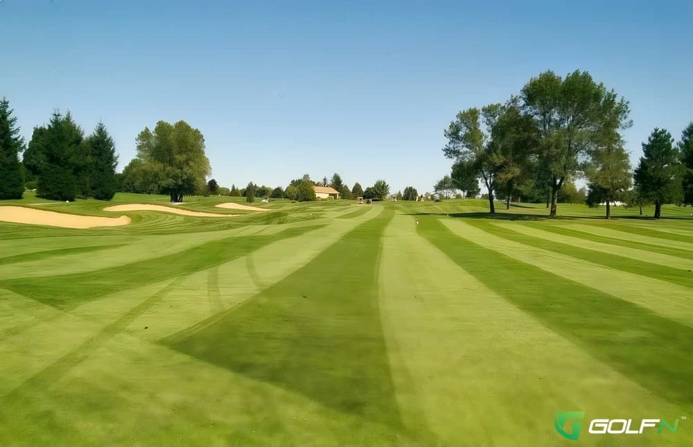 Links At Lang Farm in Essex Junction, Vermont — public, 18-hole golf course, designed by Michael Asmundson (2002)