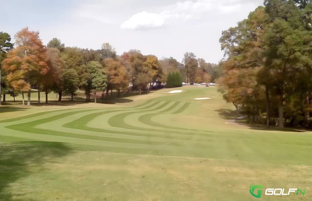 Brushy Mountain Golf Club in Taylorsville, North Carolina — semi-private, 18-hole golf course