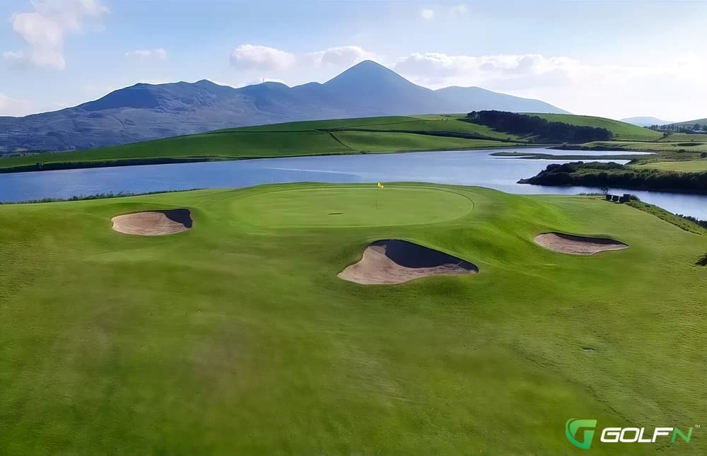 Westport Golf Club in Westport, Mayo โ public, 18-hole golf course, designed by Fred Hawtree (1973)