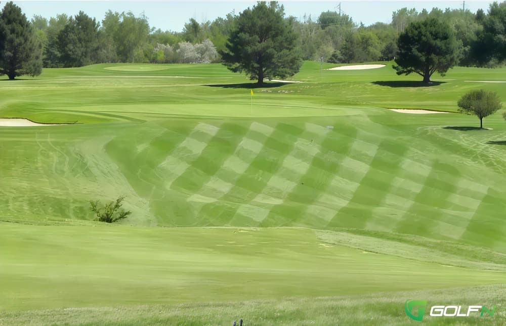Meadowlark Hills Golf Course in Kearney, Nebraska — public, 18-hole golf course, designed by David Gill (1993)
