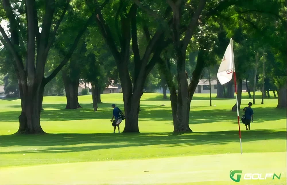Brookland Executive Nine Golf Course in Brooklyn Park, Minnesota — public, 9-hole golf course