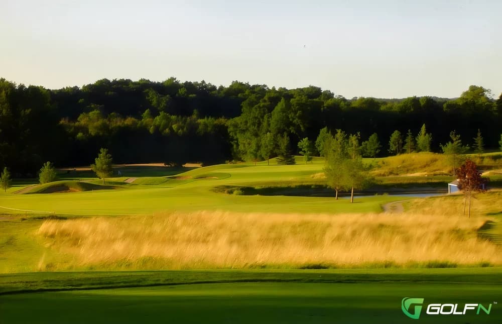 Wildwinds Golf Links in Rockwood, Ontario — semi-private, 18-hole golf course, designed by Shawn P. Watters & Associates (2003)