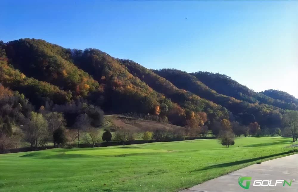 The Cedars Golf Course in Bristol, Tennessee — public, 18-hole golf course