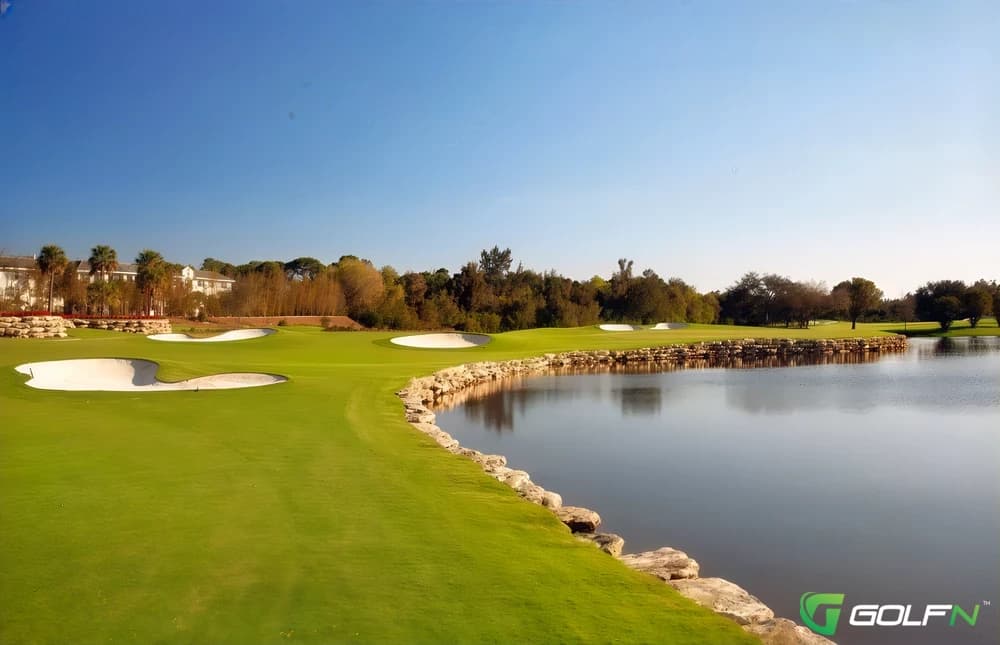 High Ridge Country Club in Lantana, Florida — private, 18-hole golf course, designed by Joe Lee (1980)
