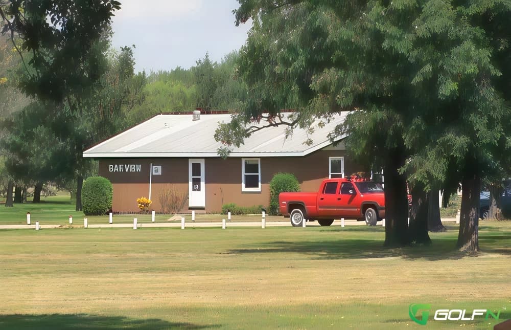 Oak View Golf Course in Greenbush, Minnesota — public, 9-hole golf course