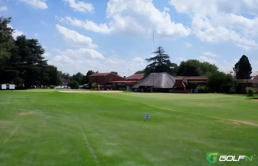 Long Reef Golf Club in Collaroy, New South Wales — public, 18-hole golf course, designed by Robert Grimsdell