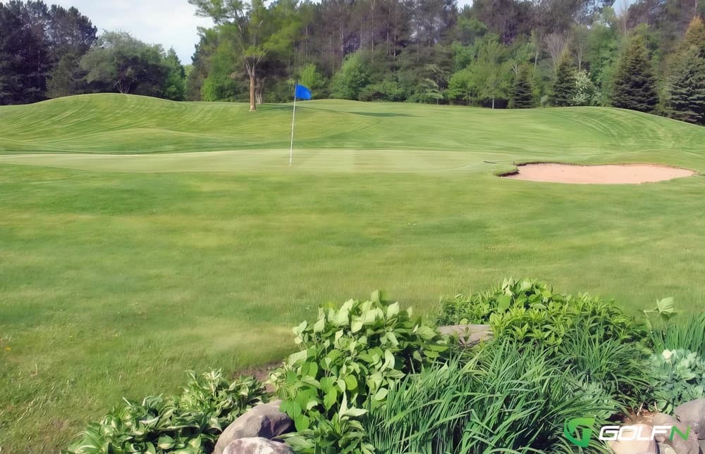 Bent Stick Golf Course in New Sarepta, Alberta — public, 9-hole golf course, designed by Gordon Emerson