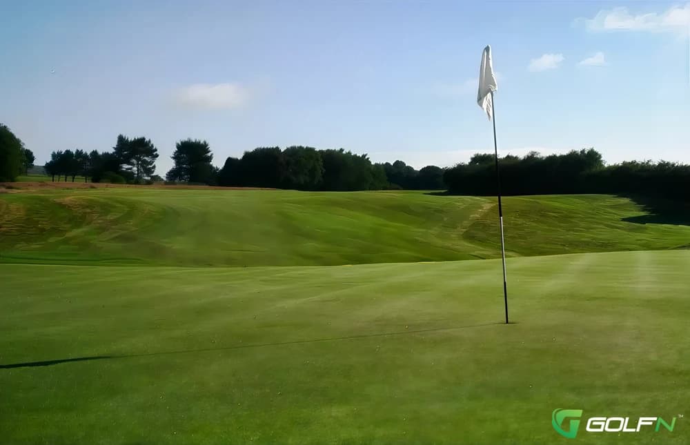 Bolton Old Links Golf Club Ltd in Bolton, England — private, 18-hole golf course, designed by Alister MacKenzie (1924)