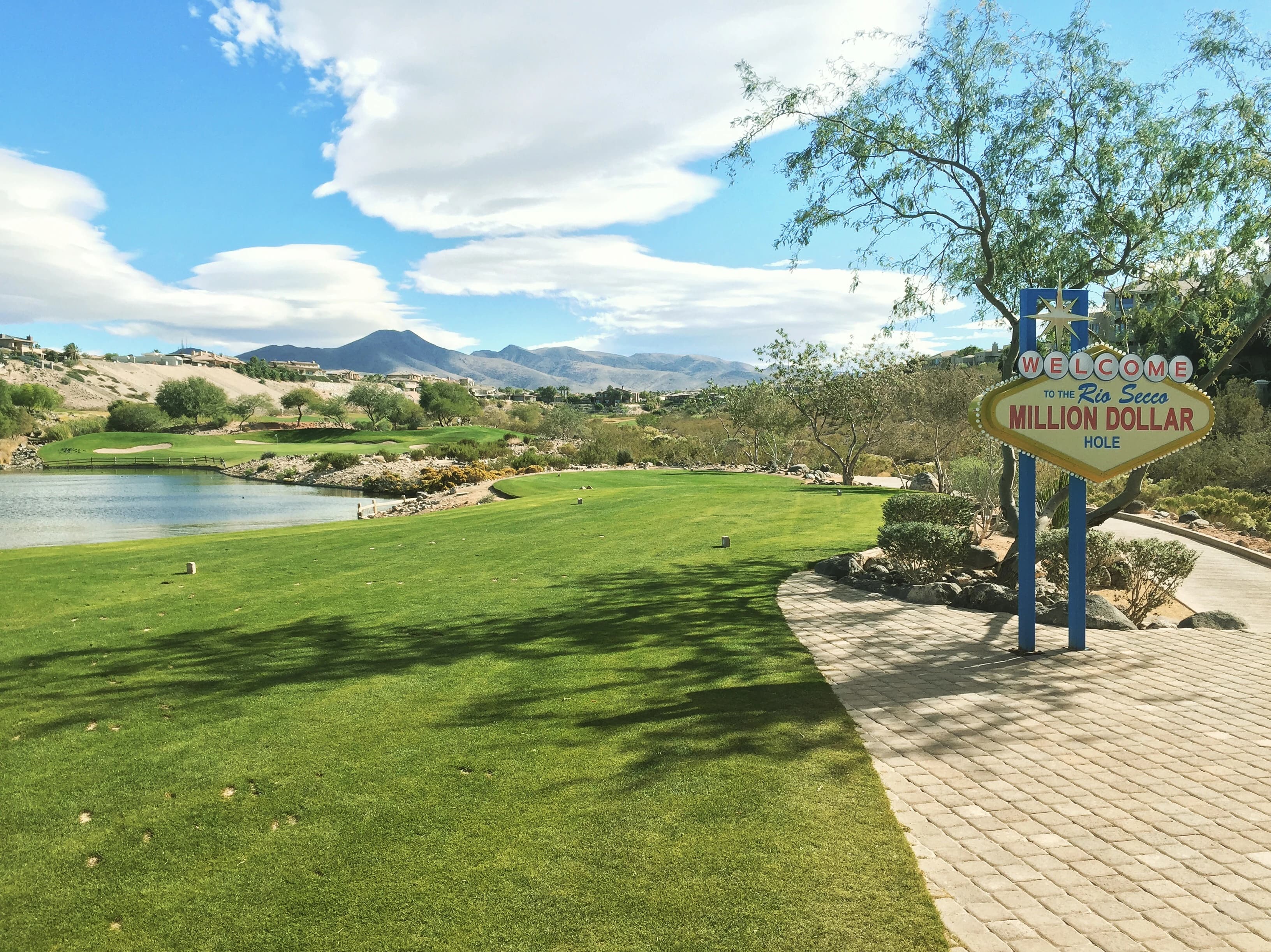 Rio Secco Golf Club in Henderson, Nevada — resort, 18-hole golf course, designed by Rees Jones (1997)