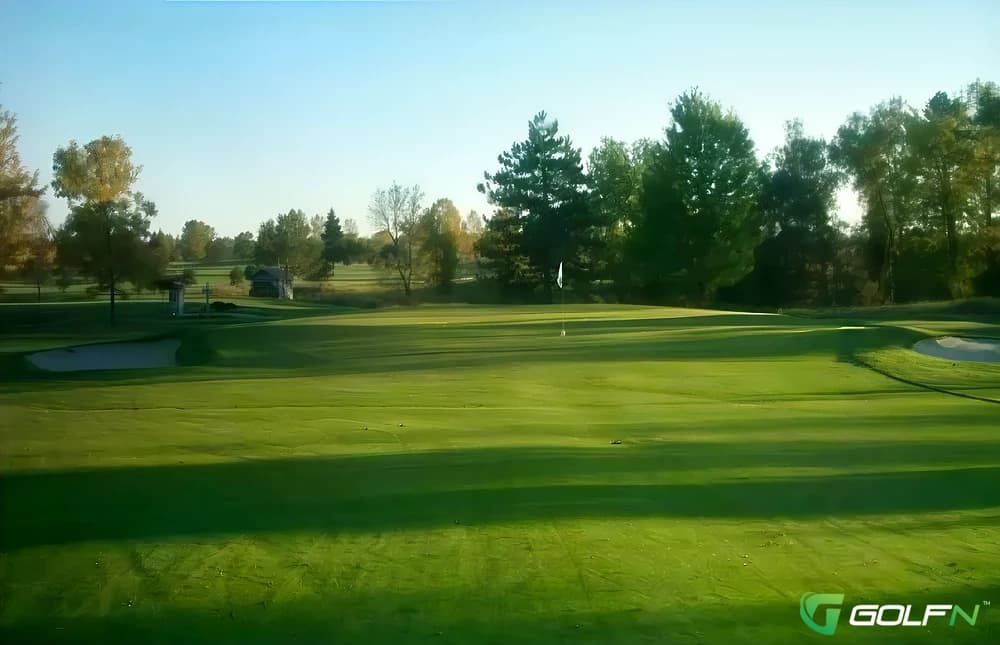 River'S Edge Golf Club in North Platte, Nebraska — private, 18-hole golf course