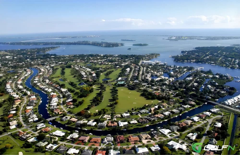 Yacht & Country Club in Stuart, Florida — private, 18-hole golf course, designed by Charlie Martin