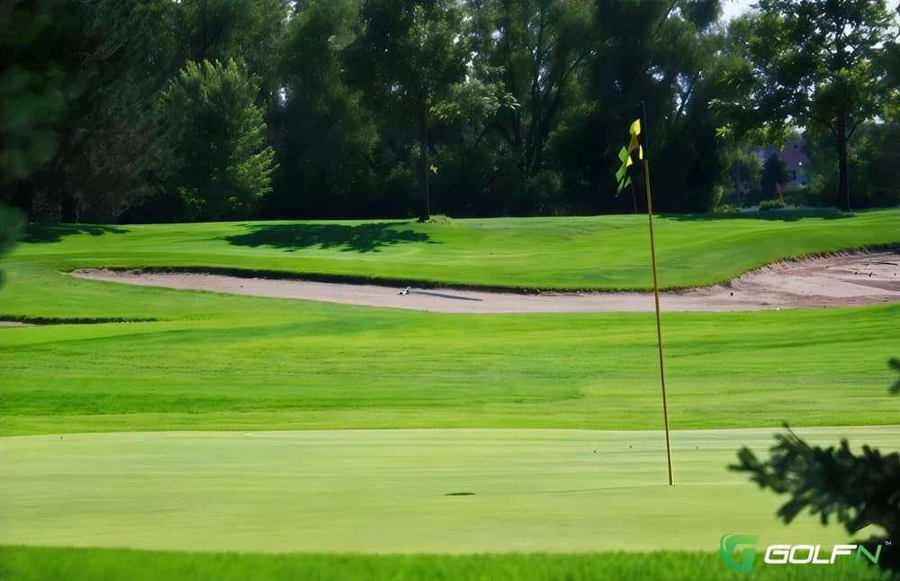 Cedar Creek in Albertville, Minnesota — public, 18-hole golf course, designed by Williams, Gill & Associates (1999)