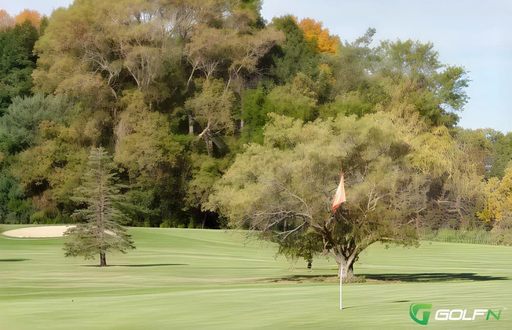 Zablocki Park Golf Course in Greenfield, Wisconsin — public, 9-hole golf course