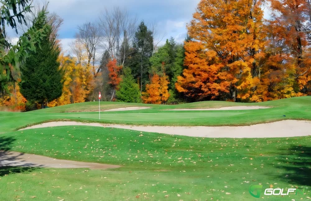 Highland - Mill Run Golf Club in Uxbridge, Ontario — semi-private, 18-hole golf course