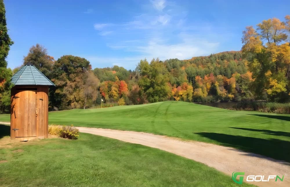 18 - Ki 8 Eb Club De Golf in Trois Rivieres, Quebec — semi-private, 27-hole golf course, designed by Stanley Thompson (1923)