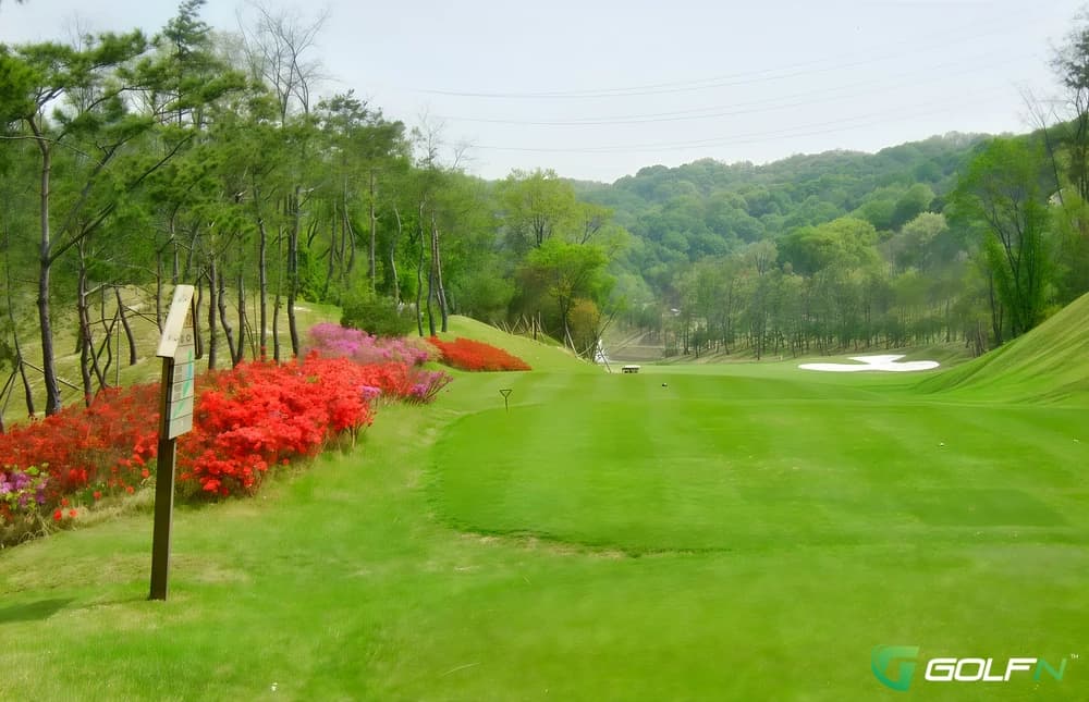 Gyeongnam Country Club ~ Peridot in Haman-gun, Gyeongsangnamdo β public, 9-hole golf course