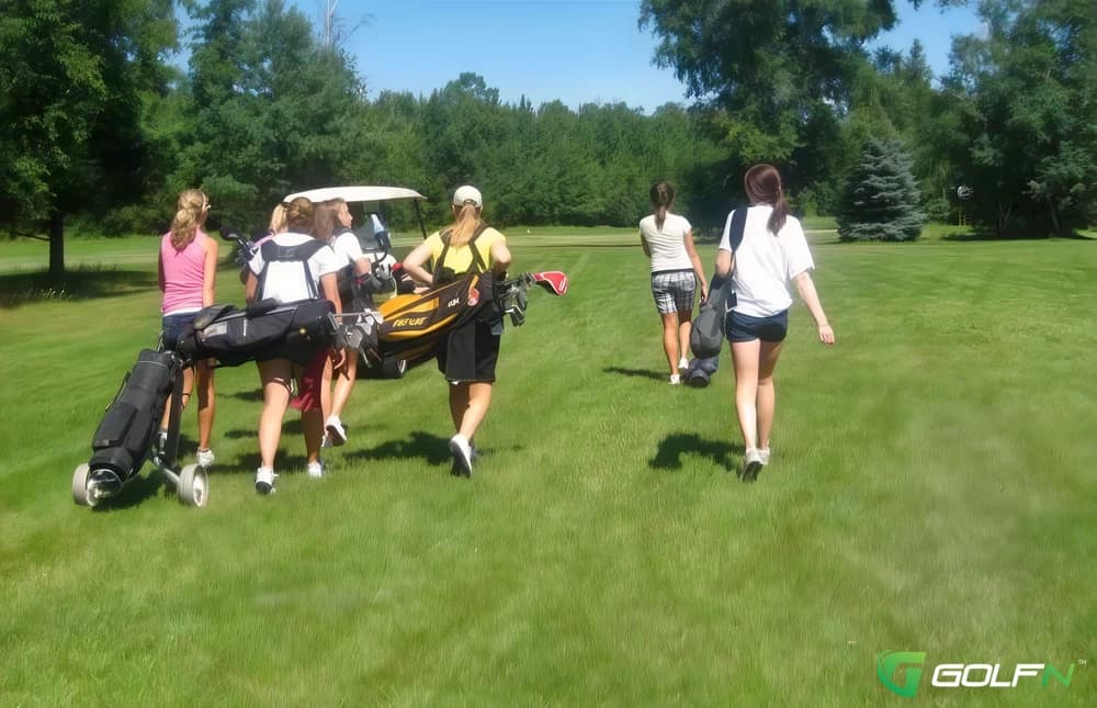 Victoria Beach Golf Club in Winnipeg, Manitoba — resort, 9-hole golf course