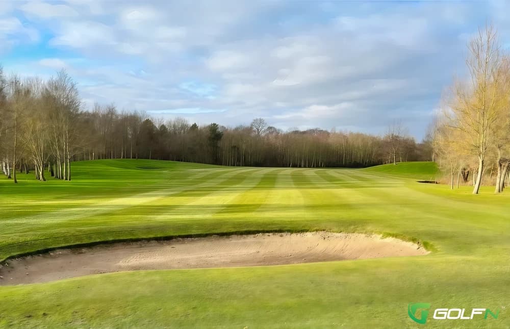 Normanton Golf Club in Wakefield, England — semi-private, 18-hole golf course
