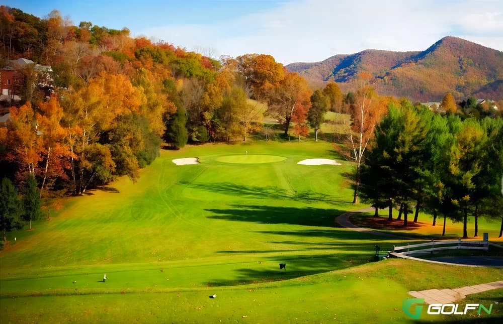 Blacksburg Country Club in Blacksburg, Virginia — private, 18-hole golf course, designed by Ferdinand Garbin (1972)