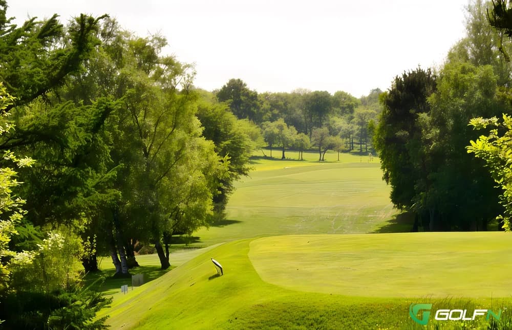 Horsforth Golf Club in Leeds, England — private, 18-hole golf course, designed by Alister MacKenzie (1906)