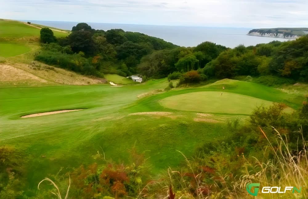 Axe Cliff Golf Club in Seaton, England — semi-private, 18-hole golf course, designed by James Braid (1894)