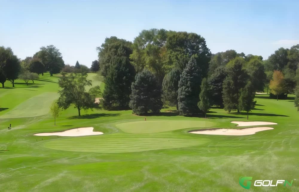 Gull Lake Country Club in Richland, Michigan — private, 18-hole golf course, designed by Tom Bendelow (1911)