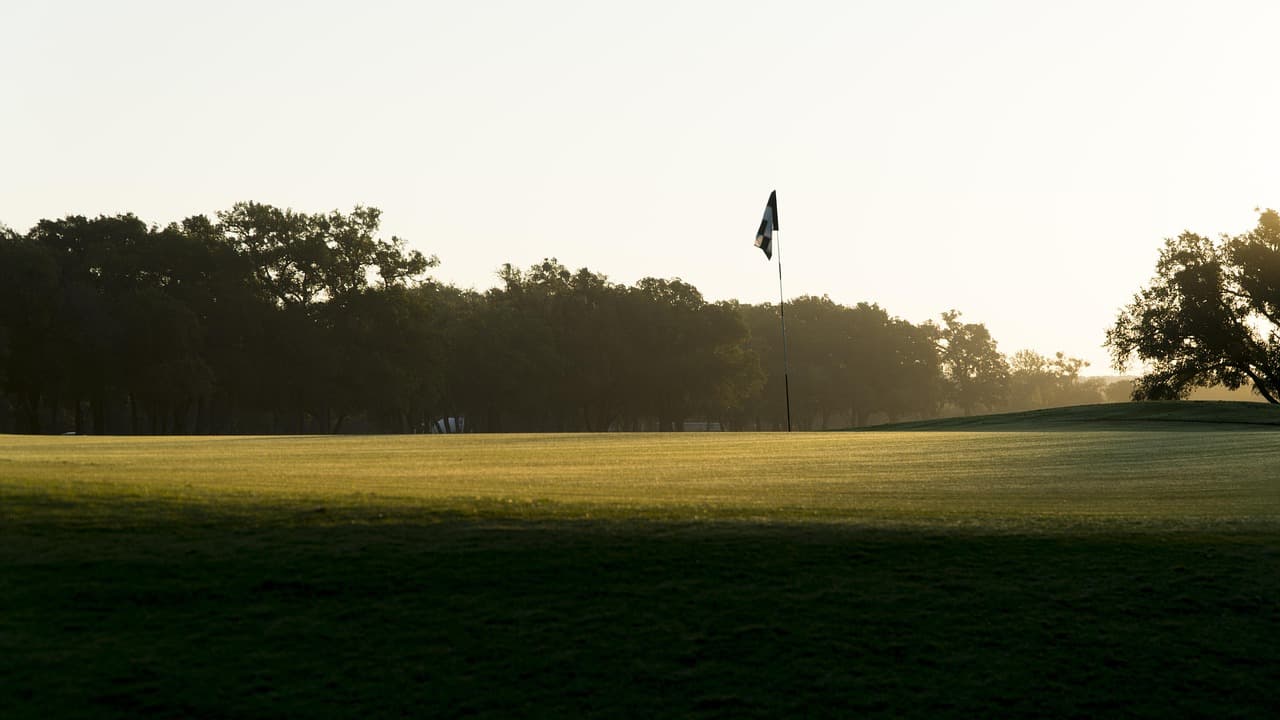 Landings Golf Club in Warner Robins, Georgia — semi-private, 18-hole golf course, designed by Ault, Clark & Associates