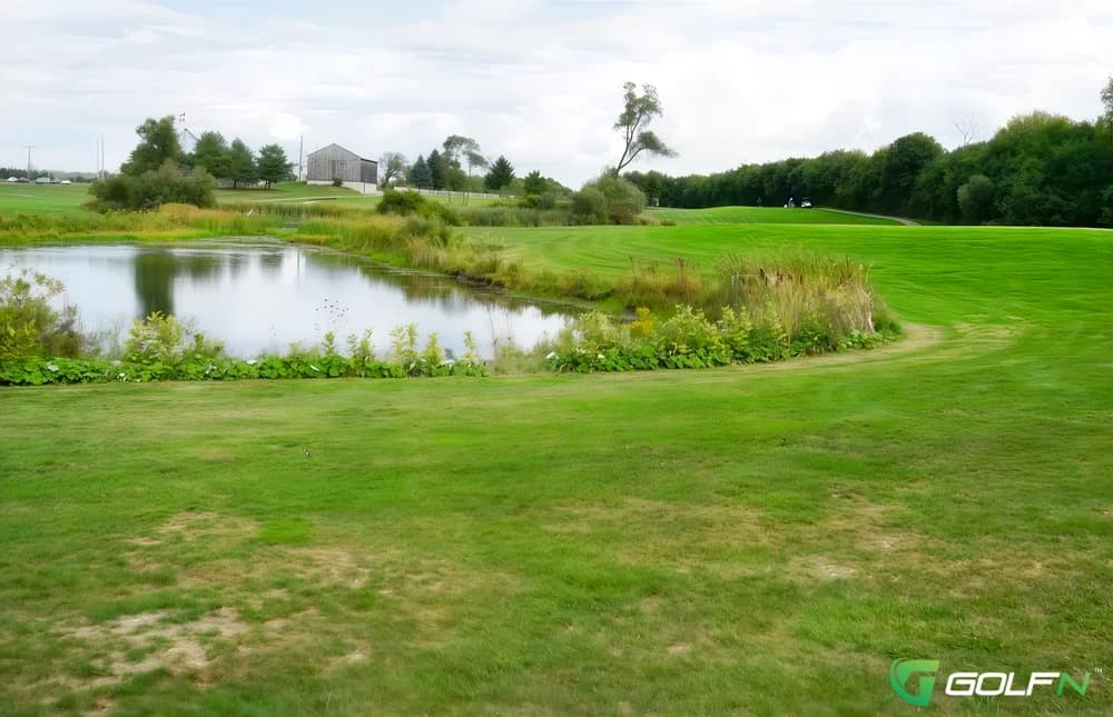 Bloomington Downs Golf Course in Richmond Hill, Ontario — public, 18-hole golf course