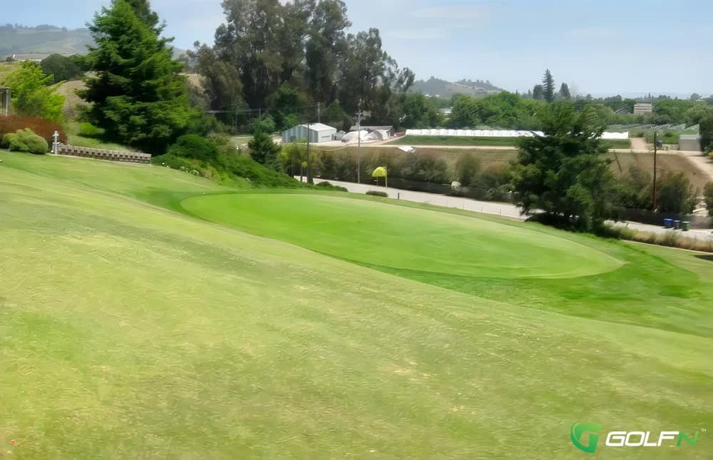 Casserly Par 3 Golf Course in Watsonville, California — public, 9-hole golf course