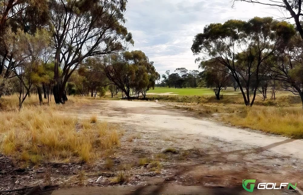 Brookton Golf Club (Inc) in Brookton, Western Australia β public, 18-hole golf course