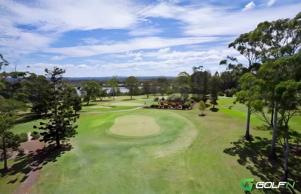 Ballina Golf And Sports Club in East Ballina, New South Wales β private, 18-hole golf course