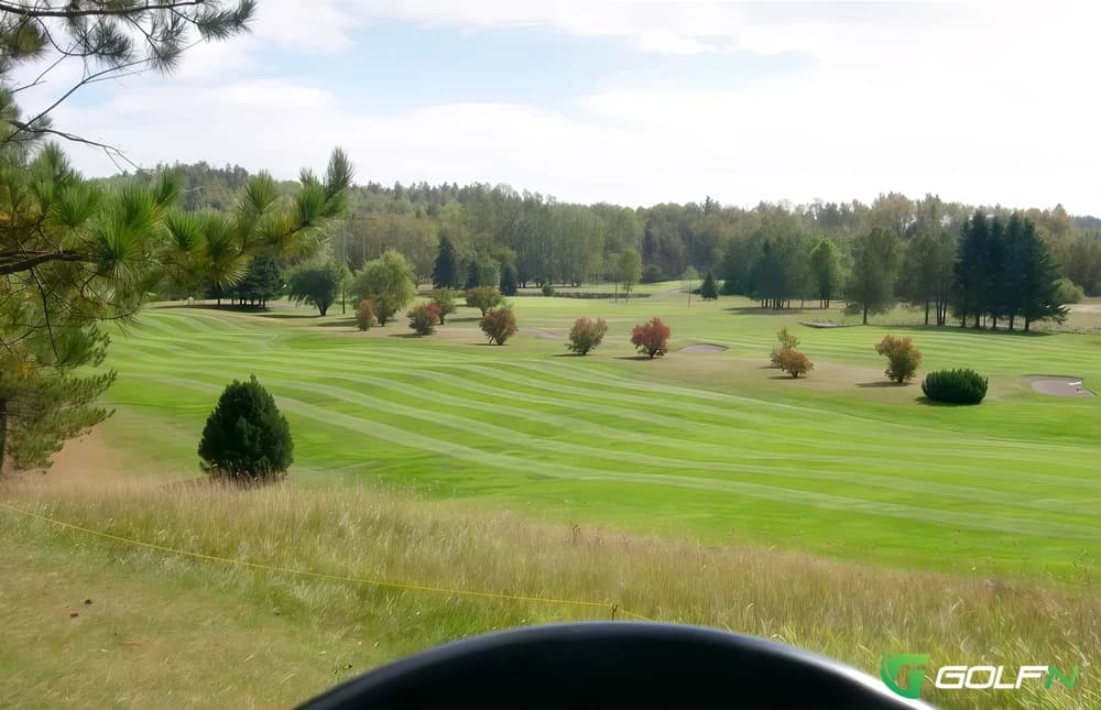 Old Lennoxville Golf Club in Sherbrooke, Quebec — semi-private, 9-hole golf course