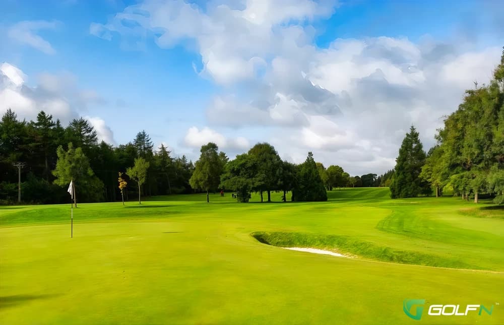 Uphall Golf Club in Uphall, Scotland — 18-hole golf course