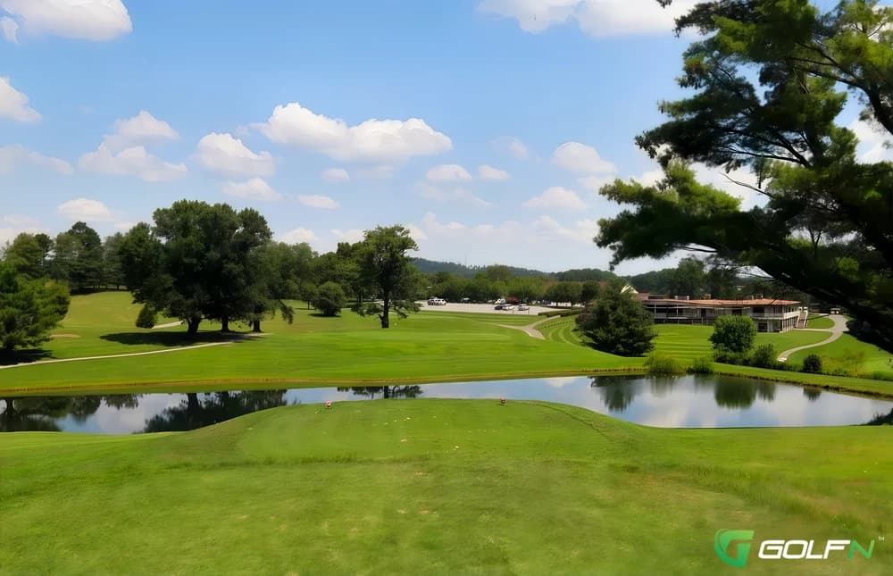 London Country Club in London, Kentucky — private, 18-hole golf course, designed by John Darrah