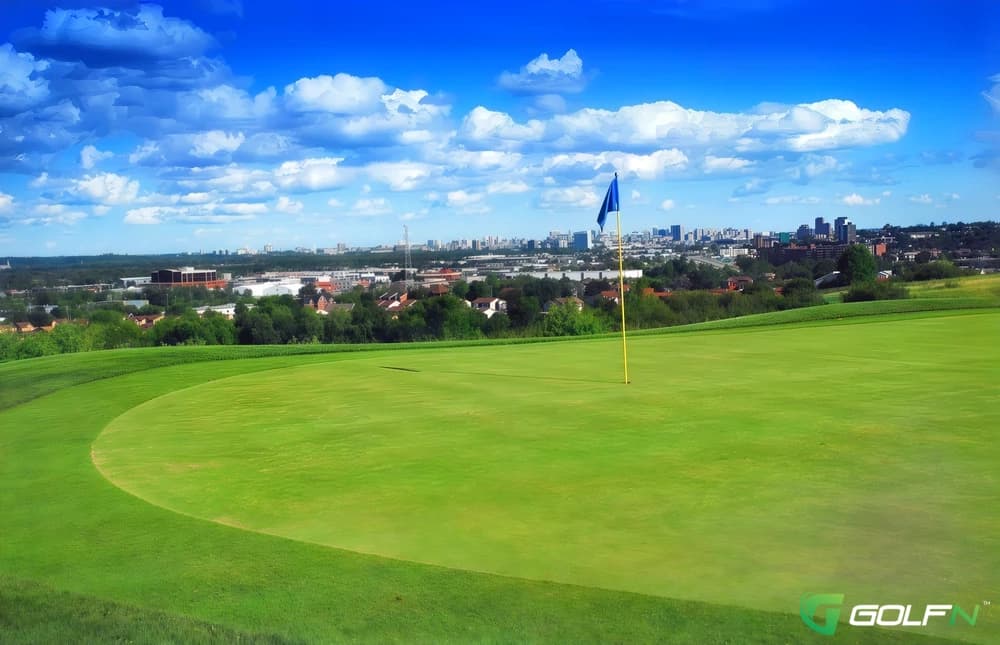 Club De Golf Hautes Plaines in Gatineau, Quebec — private, 18-hole golf course, designed by Graham Cooke (1993)