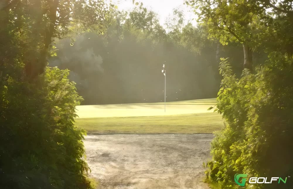 Transcona Golf Club in Winnipeg, Manitoba — semi-private, 18-hole golf course