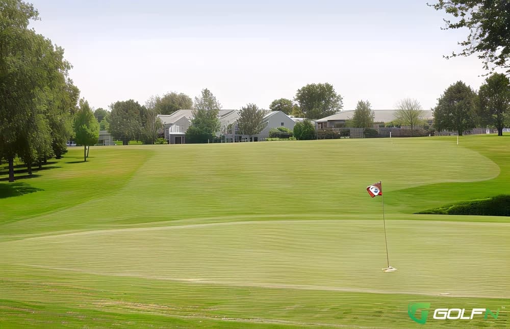 Harlan Golf & Country Club in Harlan, Iowa — semi-private, 18-hole golf course